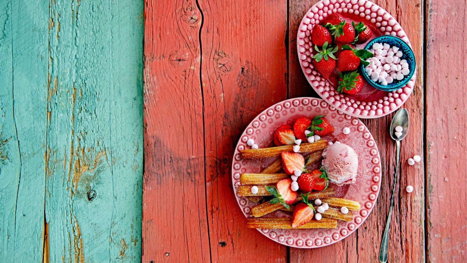 aviko churros för ugn serveringsförslag med jordgubbar och marshmellows